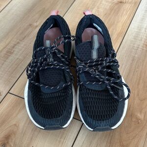 Sorel Black Athletic Sneakers with Pink Pull Tabs